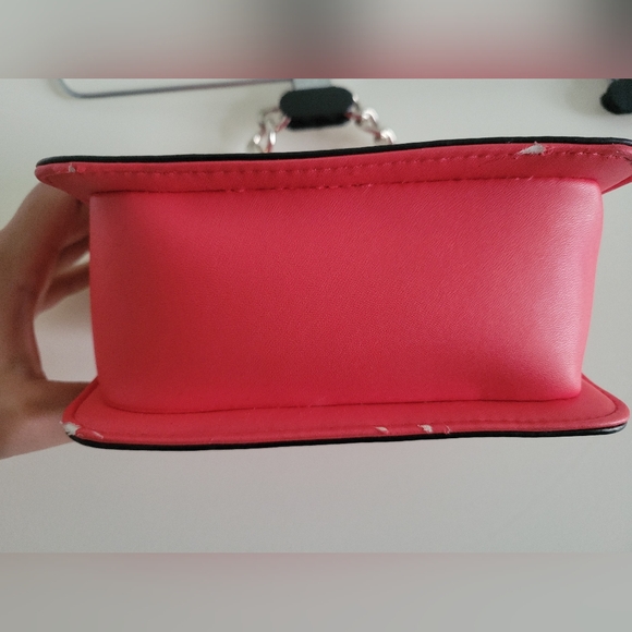 Red Steve Madden Bag - Picture 6 of 8